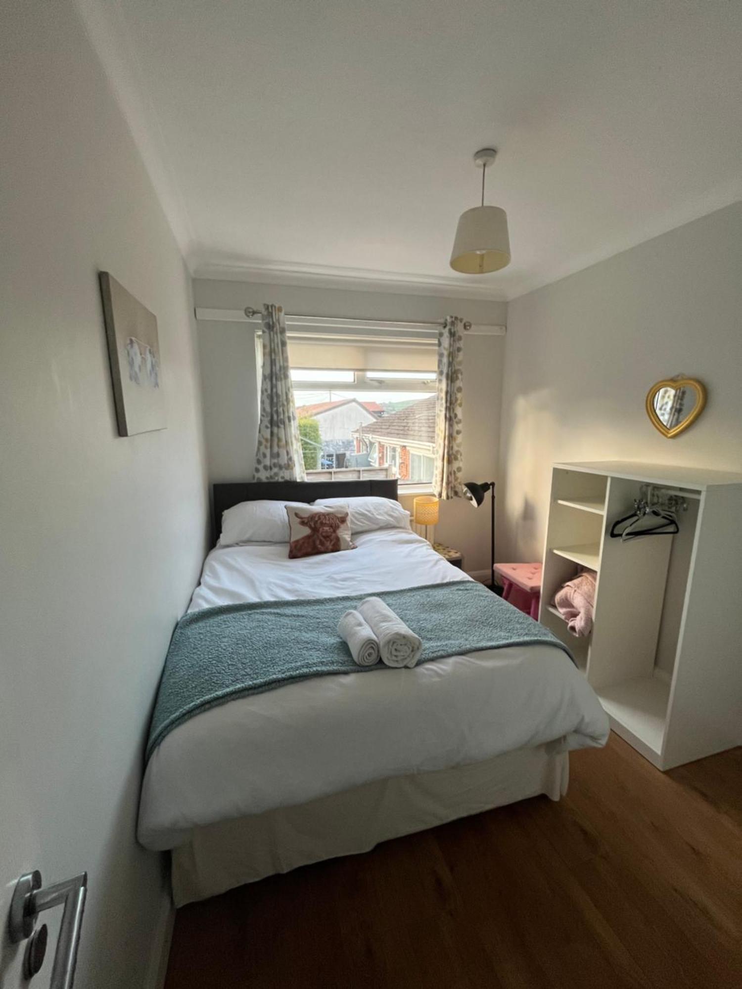 Bellevue Bungalow - Comfortable Home With Amazing Views 贝尔法斯特 外观 照片